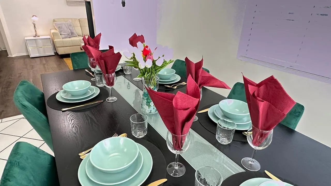 Spacious, Private, Modern 4 Bedroom House Plus Game Room Glendale 0*,  Stati Uniti