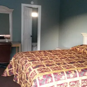 Deluxe Pomona